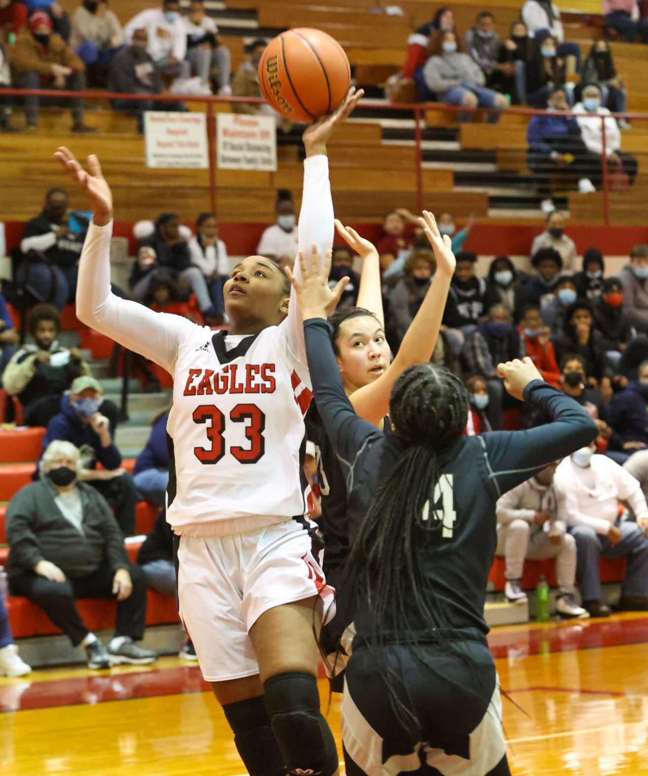 Bishop Noll and Lake Station 2A Lake Station sectional semifinal